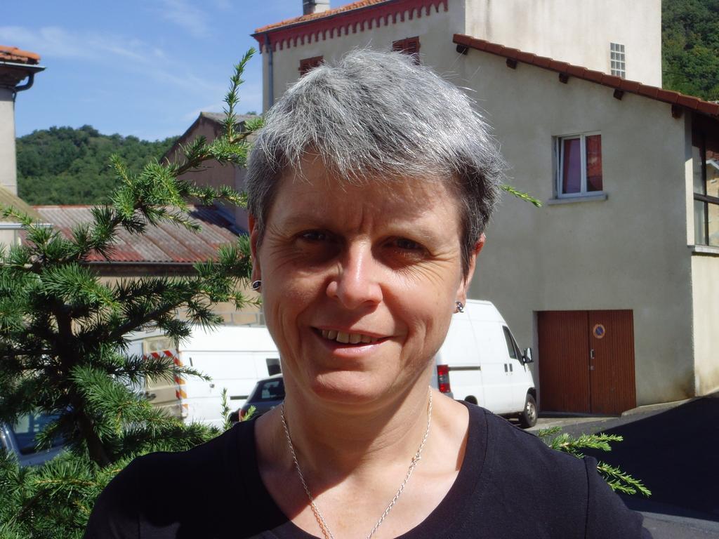 Le Bravard Jumeaux Extérieur photo
